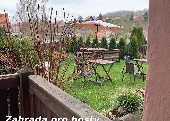 Krasne Udoli בית הארחה 3*